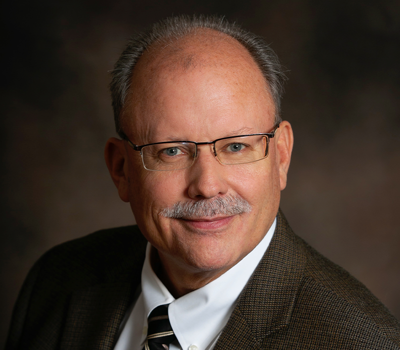 Gregory Saxton